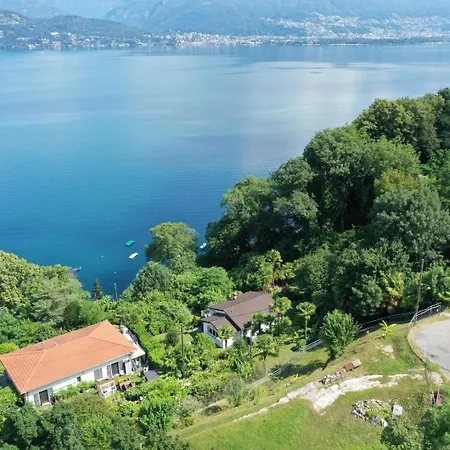 Casa Buehler Holiday home Caviano